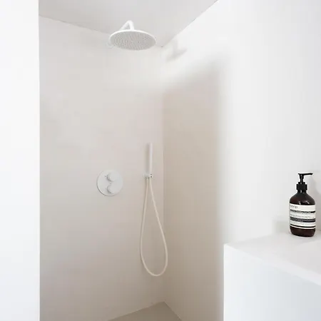 Pyla: Creative 200 M From The Apartamento *