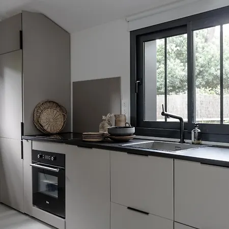 Pyla: Creative 200 M From The *