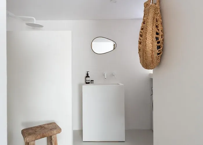 Pyla: Creative 200 M From The Appartement *