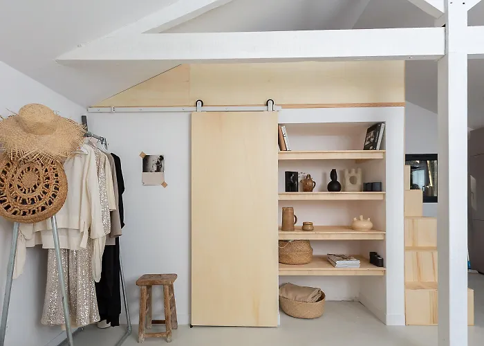 Pyla: Creative 200 M From The Appartement *