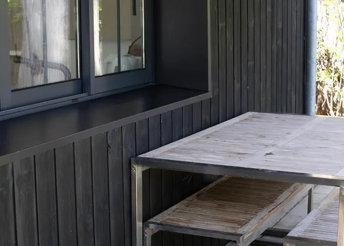 Pyla: Creative 200 M From The *